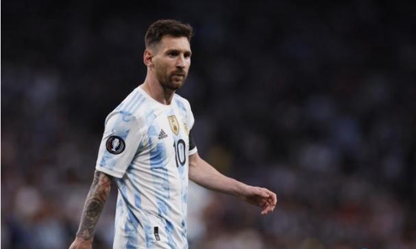 布伦森谈球队进攻:现在确实能投进 但还能变更好